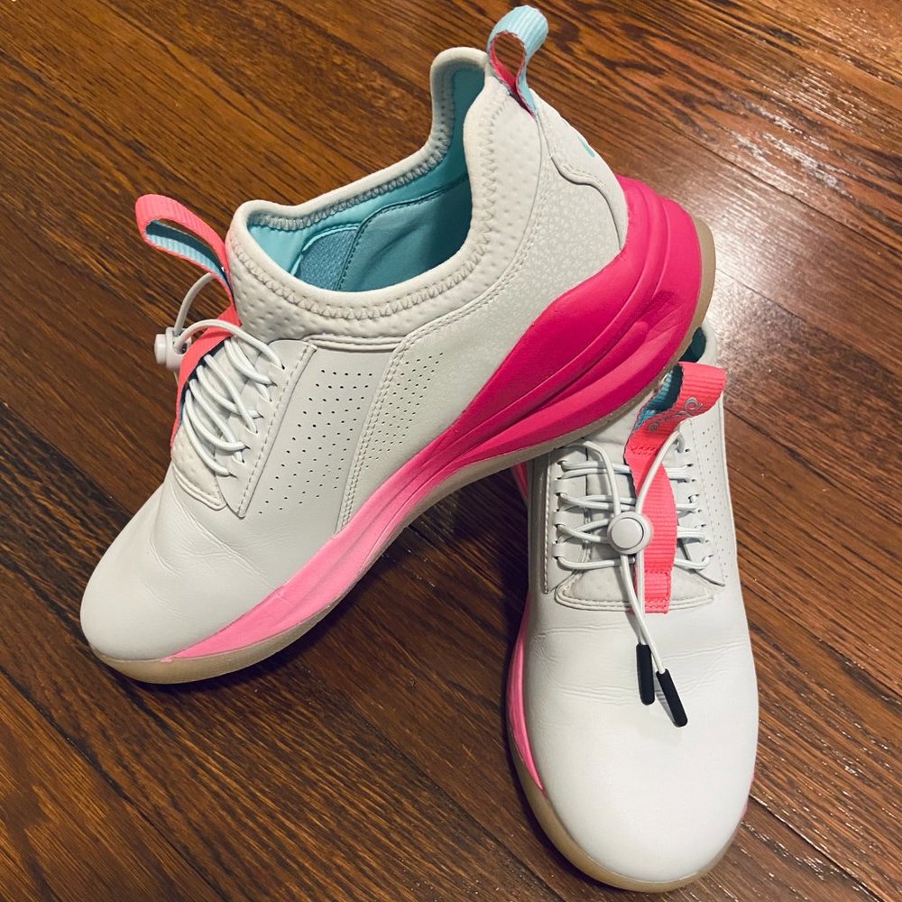 Clove -  Women's Classic in Electron Rose